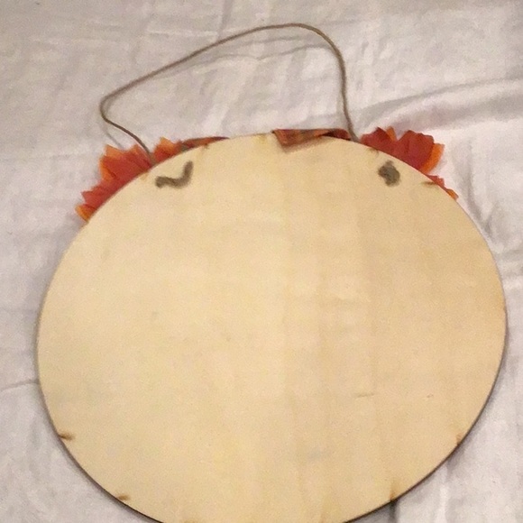 NWT Hello Fall Round Door Hanger - Picture 3 of 4